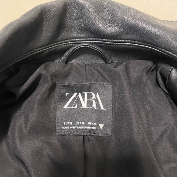 Zara Buckled Leather Jacket - Picture 11 of 11